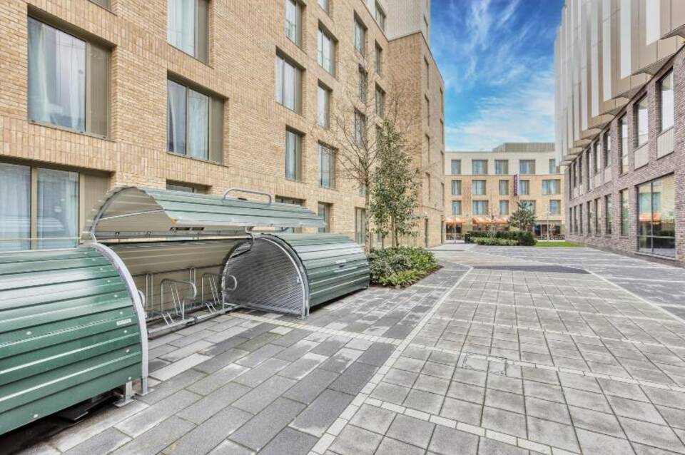 Premier Inn London Southwark Station Hotel 4