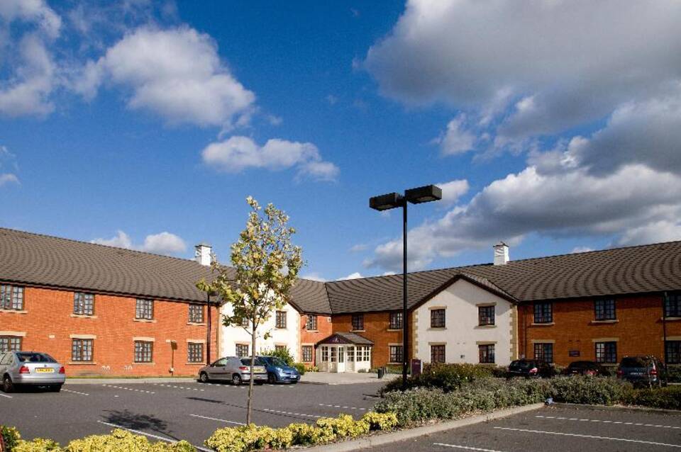 Premier Inn Waltham Abbey 1