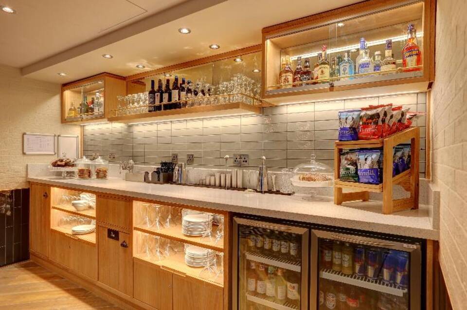 hub by Premier Inn London Goodge Street 4