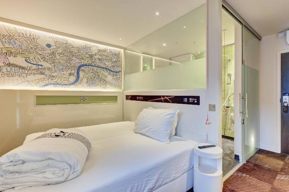 hub by Premier Inn London West Brompton 5