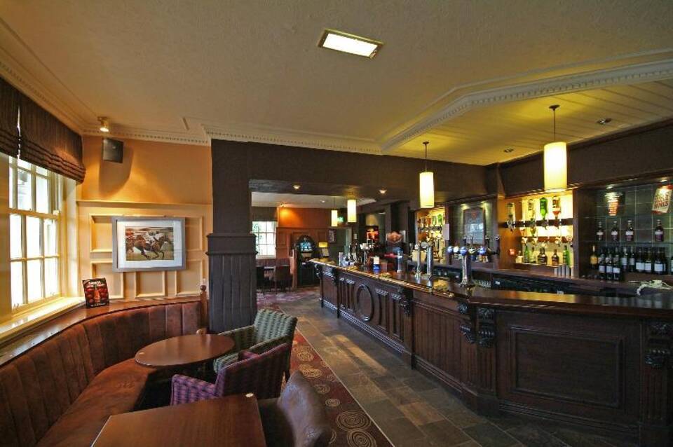 Premier Inn Newcastle Airport South 2