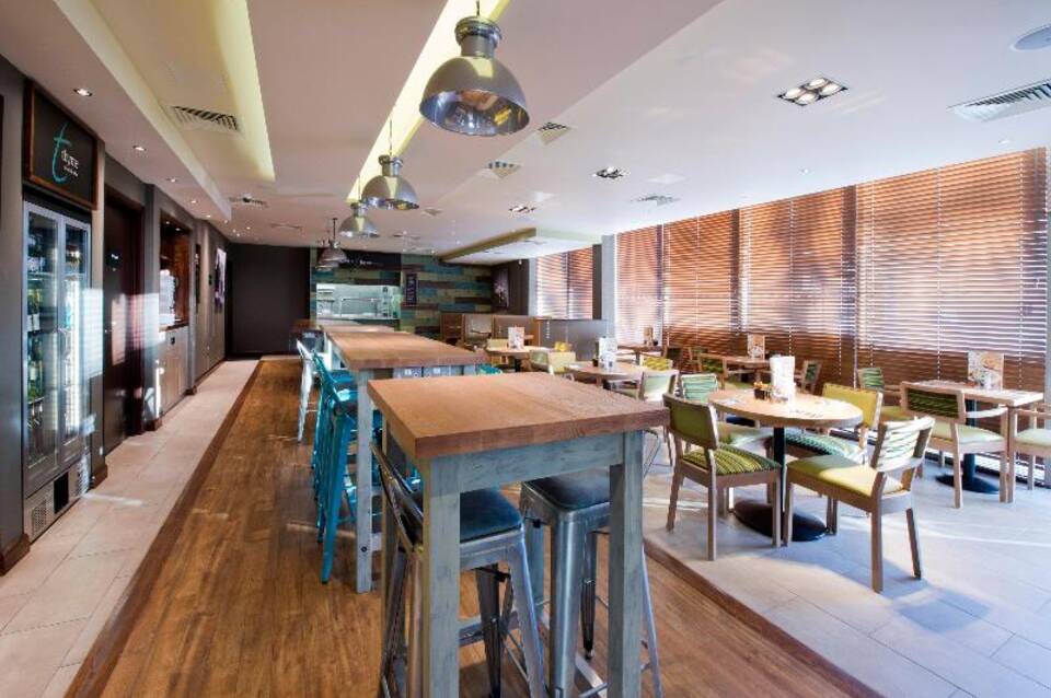 London Lewisham Hotel 5