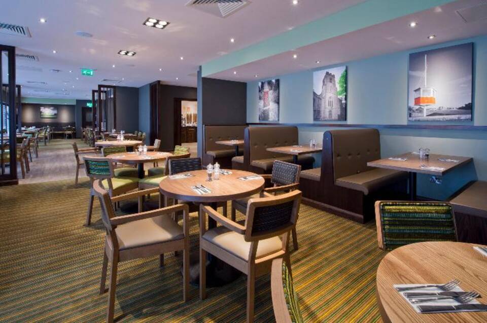 Premier Inn London Chiswick 2