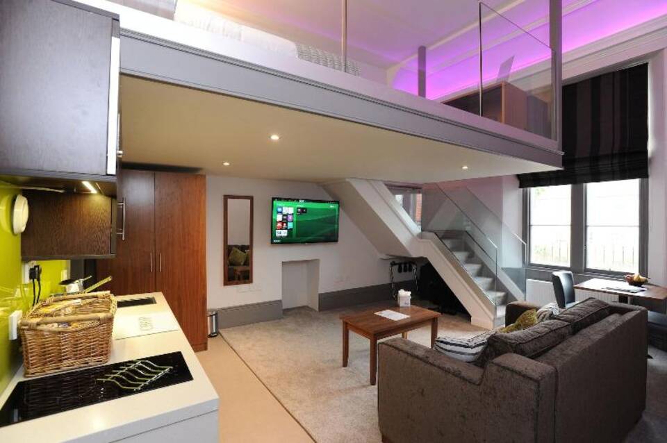 Court Residence 1