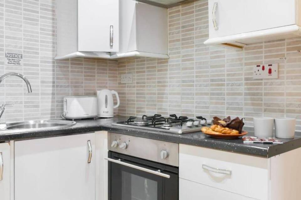 Kings Cross Prime Stay Apartments 4