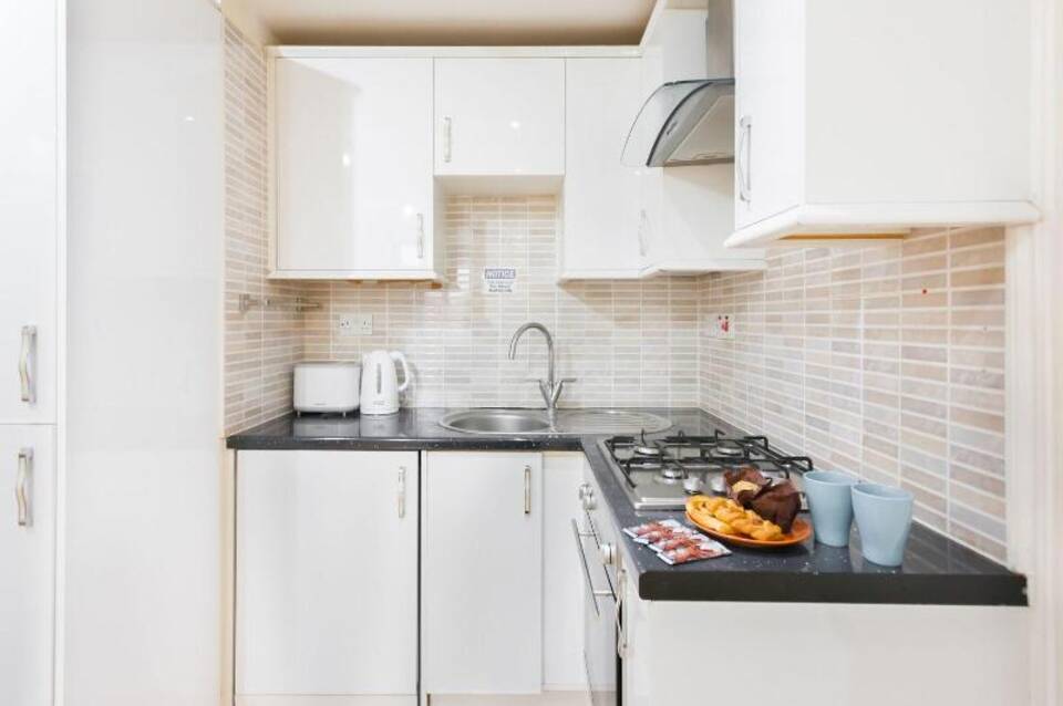 Kings Cross Prime Stay Apartments 5