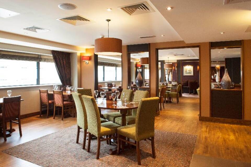 Premier Inn Newcastle Metro Centre 2