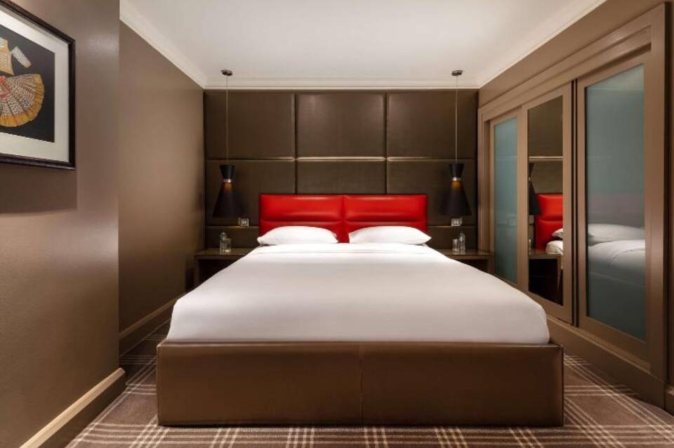 Guild Hotel Marble Arch 3