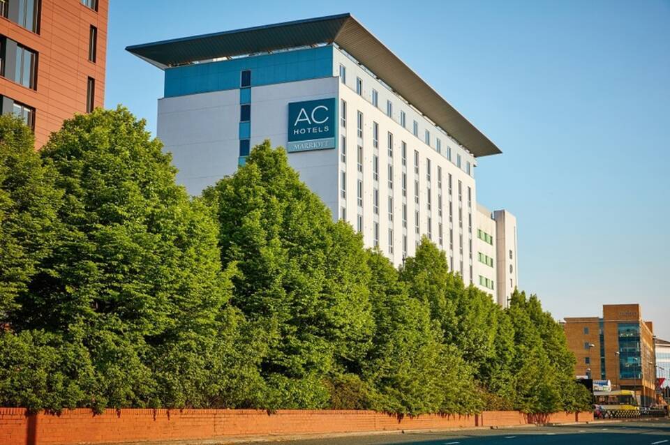AC Hotel Manchester Salford Quays 2