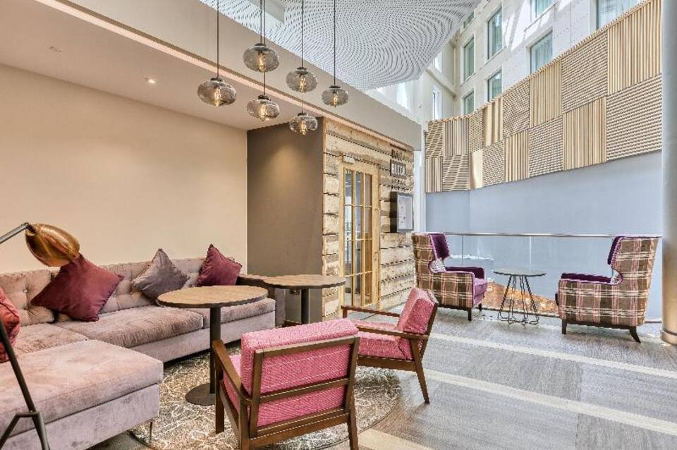 Premier Inn London Paddington (Paddington Basin) 4