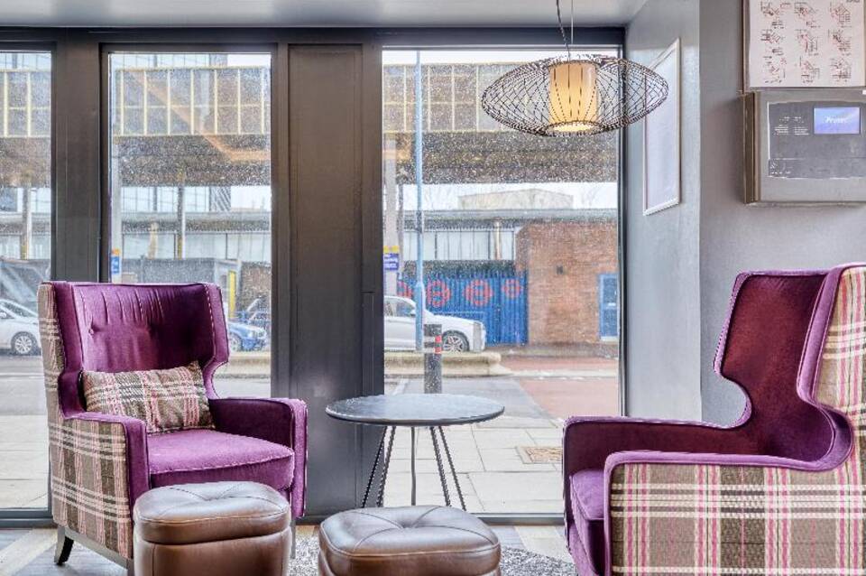Premier Inn London Uxbridge Town Centre 4