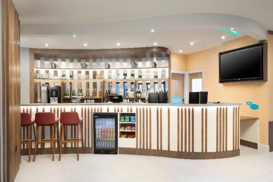 Hampton by Hilton London Old Street 2