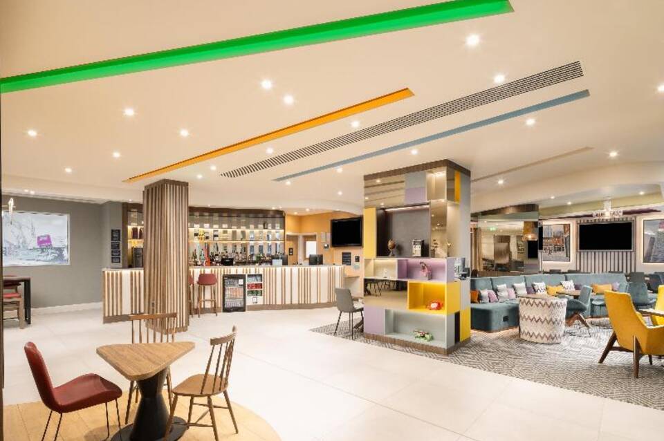 Hampton by Hilton London Old Street 3