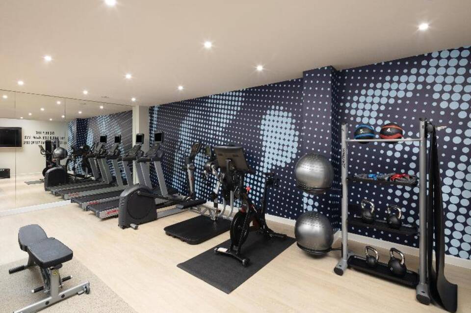 Hampton by Hilton London Old Street 4