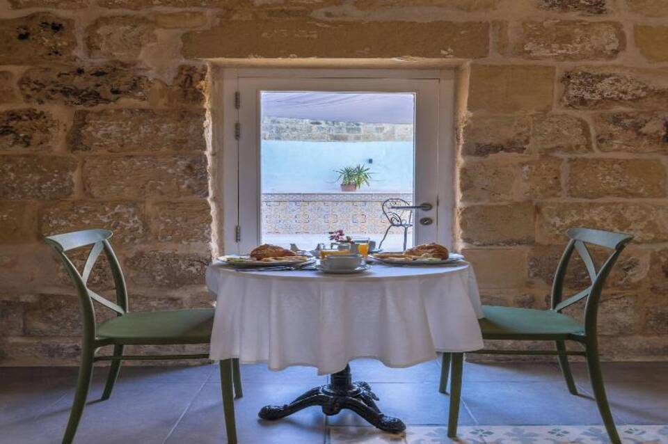 Lemon Tree Bed & Breakfast 2
