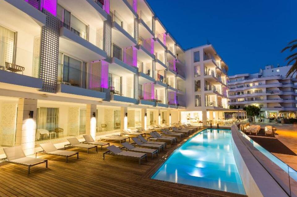 One Ibiza Suites 2