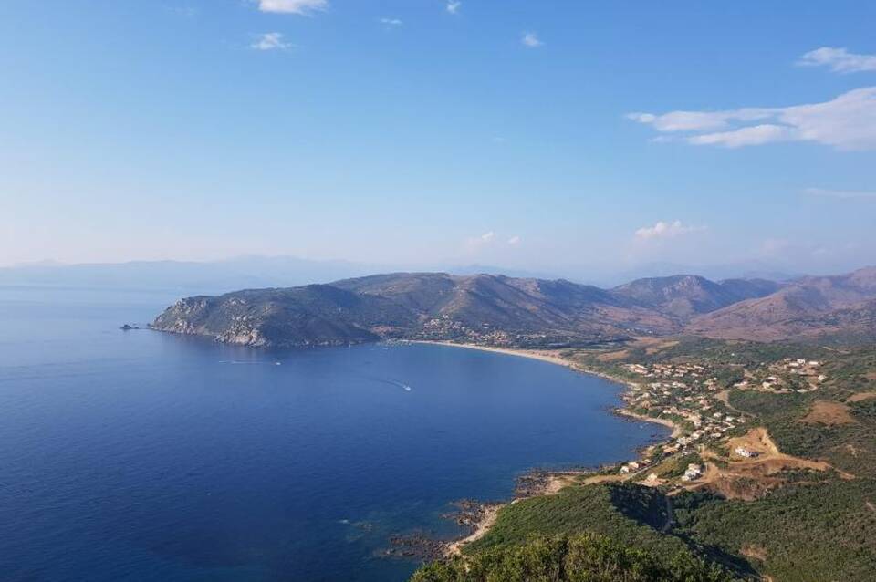 Marina Di Lava 1