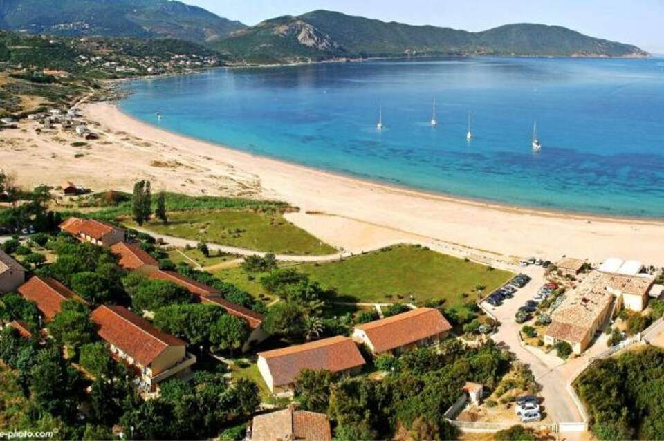 Marina Di Lava 2