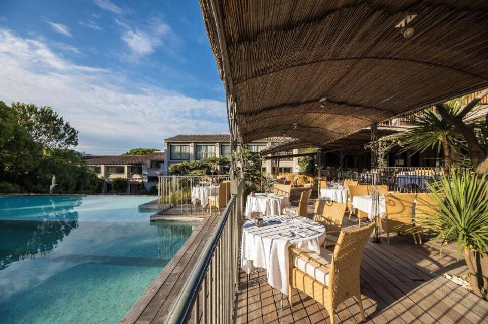 Hôtel Le Roi Théodore, Restaurant & SPA 1