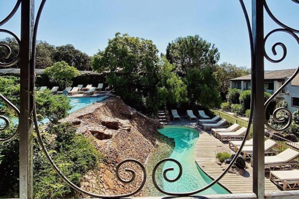 Hôtel Le Roi Théodore, Restaurant & SPA 5