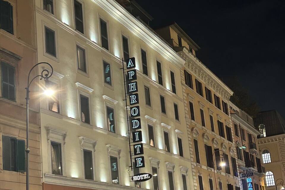 Aphrodite 1