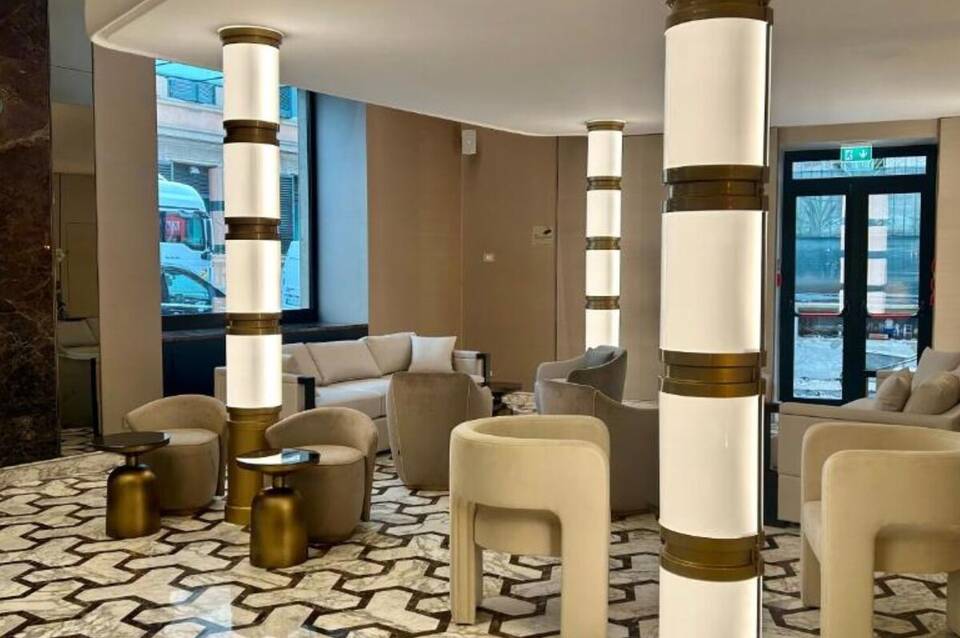 Aria Palace 3