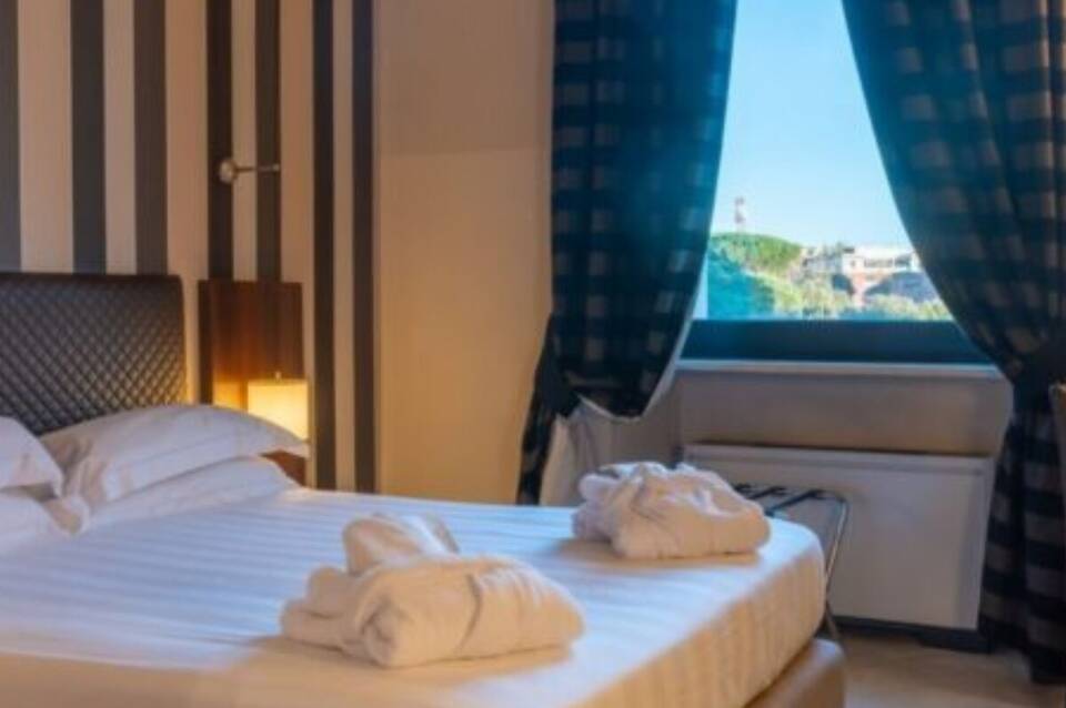 TH Roma - Carpegna Palace Hotel 5