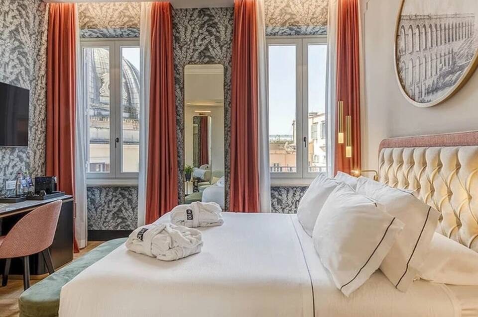 H10 Palazzo Galla, Rome 4