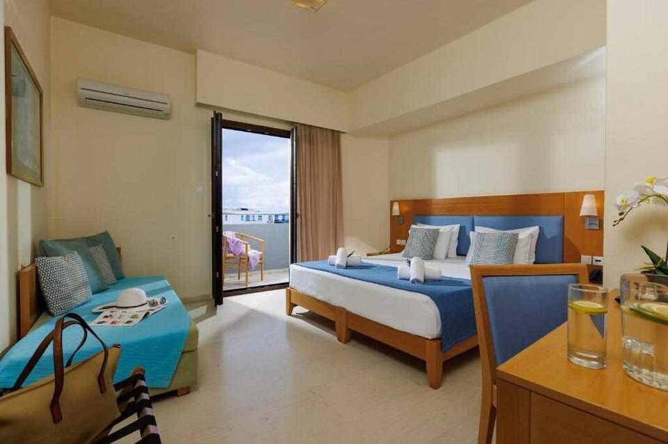Dimitra Hotel & Apartments 5