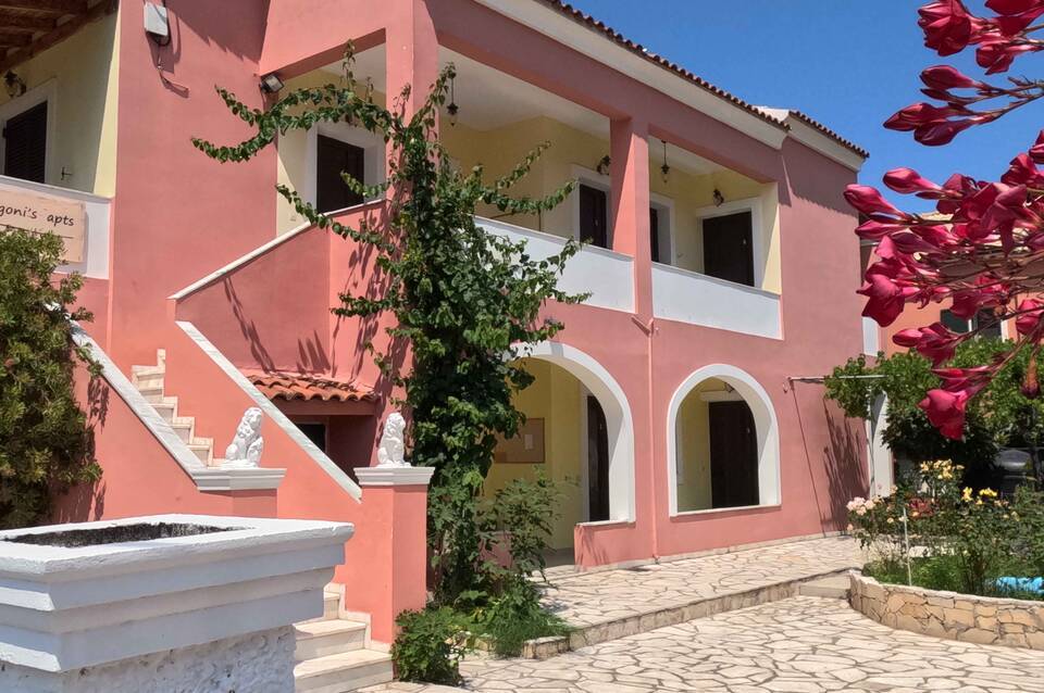 Antigonis Apartments 1