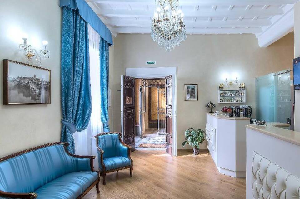 Trevi Rome Suite 4