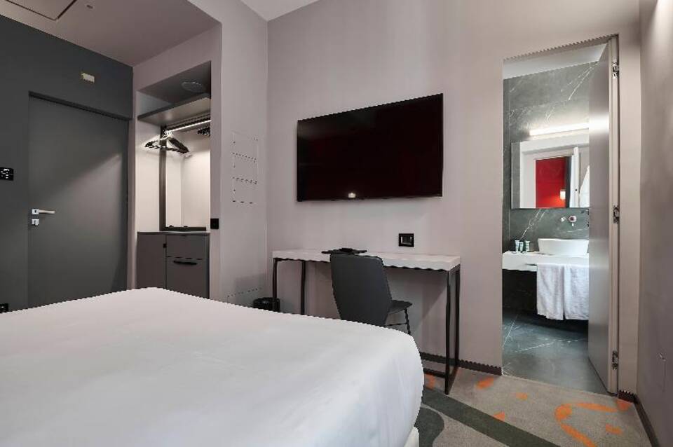 MyTALE Creative Academy Hotel 4