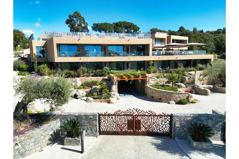Les Regalia Hôtel & Spa 1