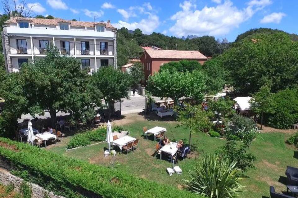 Hotel Sole E Monti 1