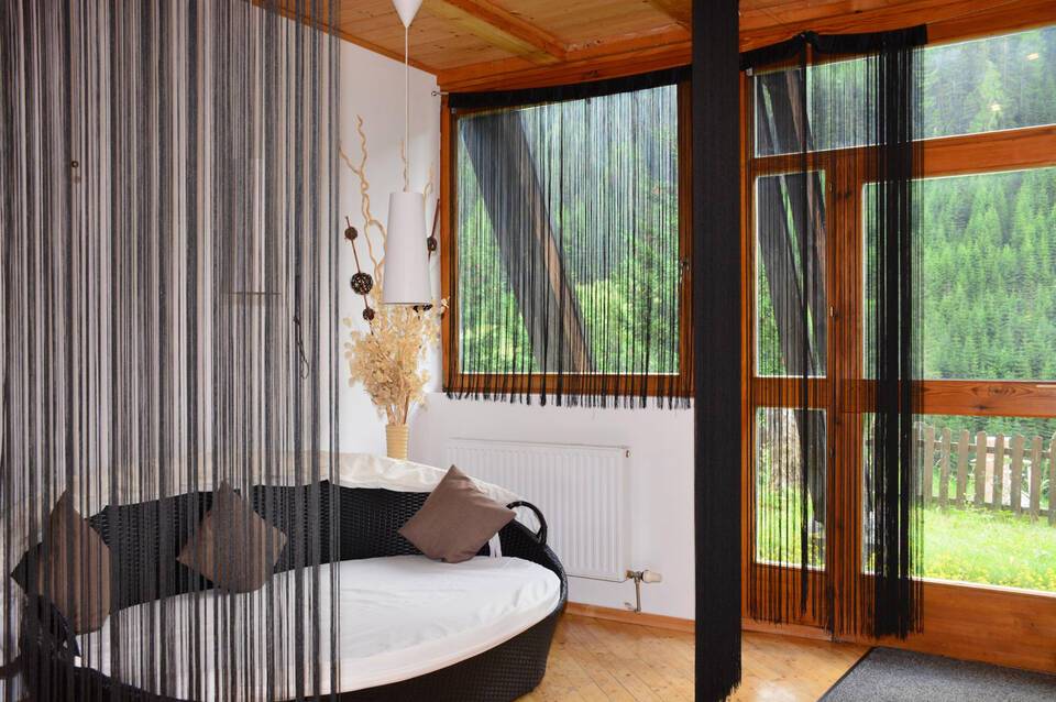 Kinder- und Familienhotel Nockalm 4