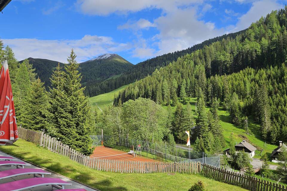 Kinder- und Familienhotel Nockalm 5