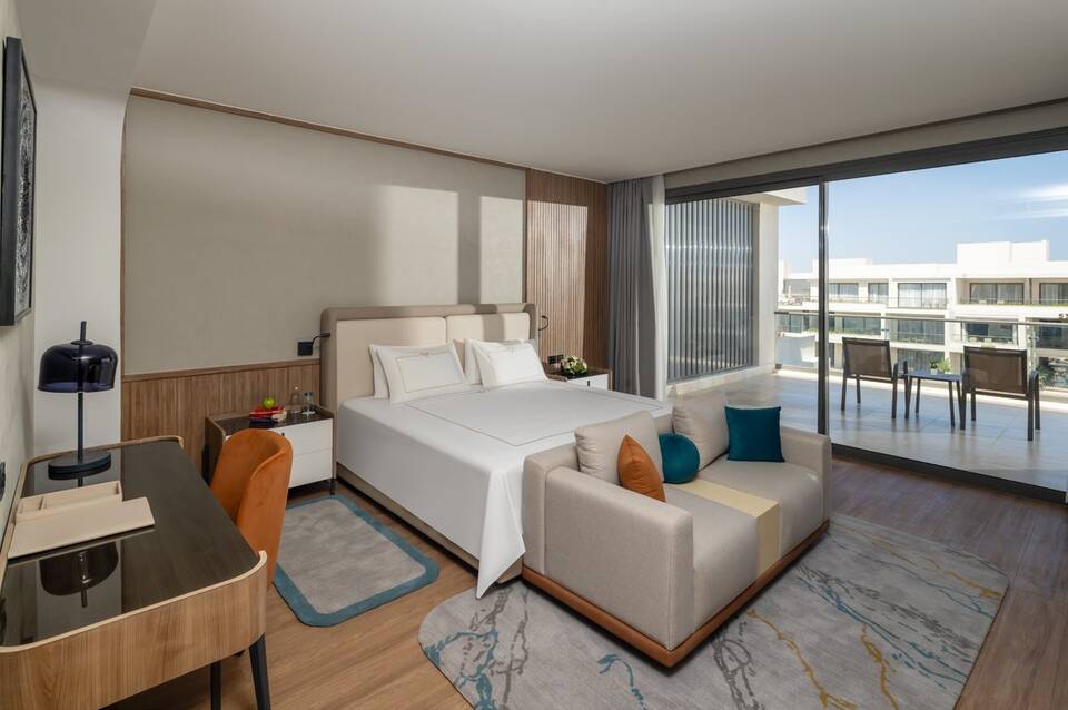 Rixos Premium Magawish Bay View 2