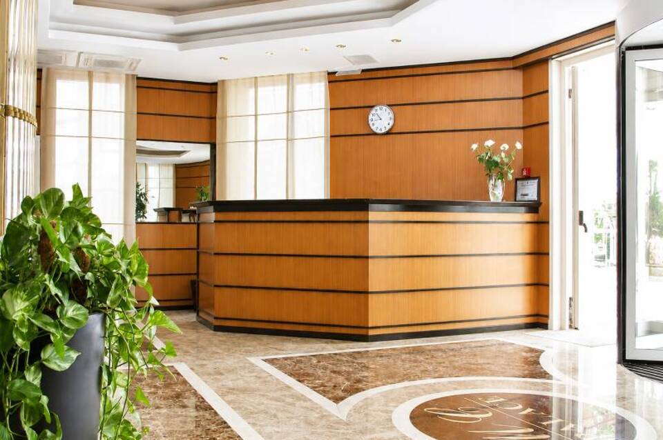 Monte Carlo Palace Suites 4