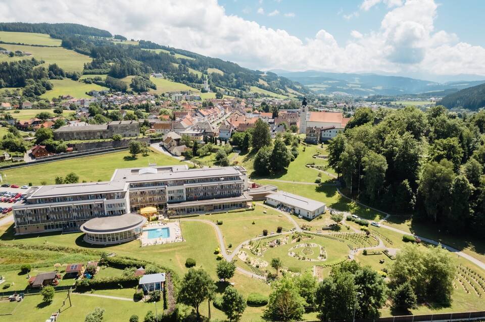 OptimaMed Gesundheitsresort Bad St. Leonhard 1