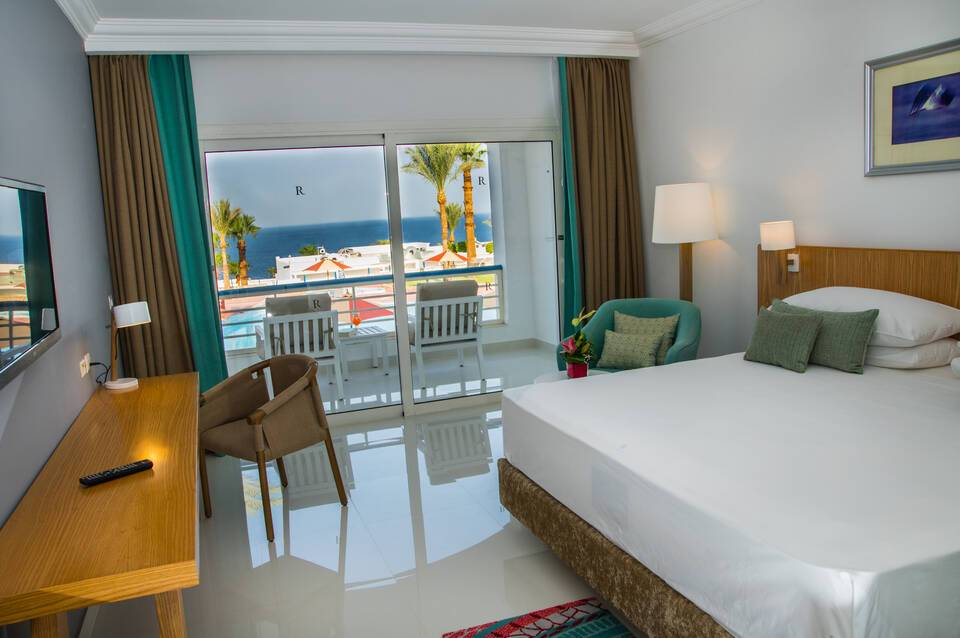 Renaissance Sharm El Sheikh Golden View Beach Resort 3