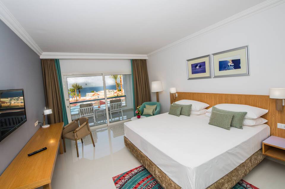Renaissance Sharm El Sheikh Golden View Beach Resort 5