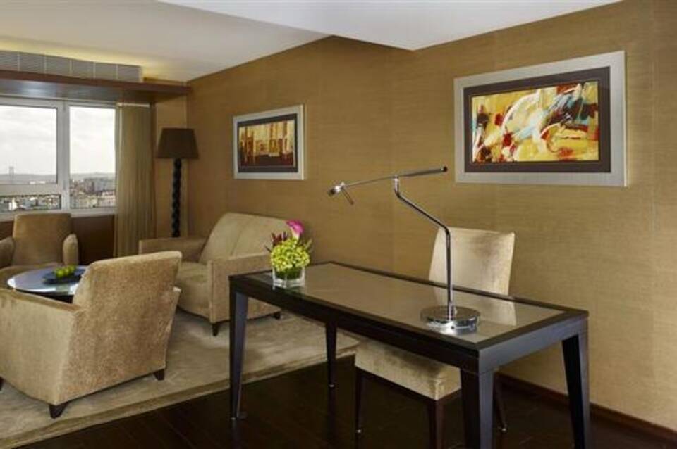 Sheraton Lisboa Hotel & Spa 2