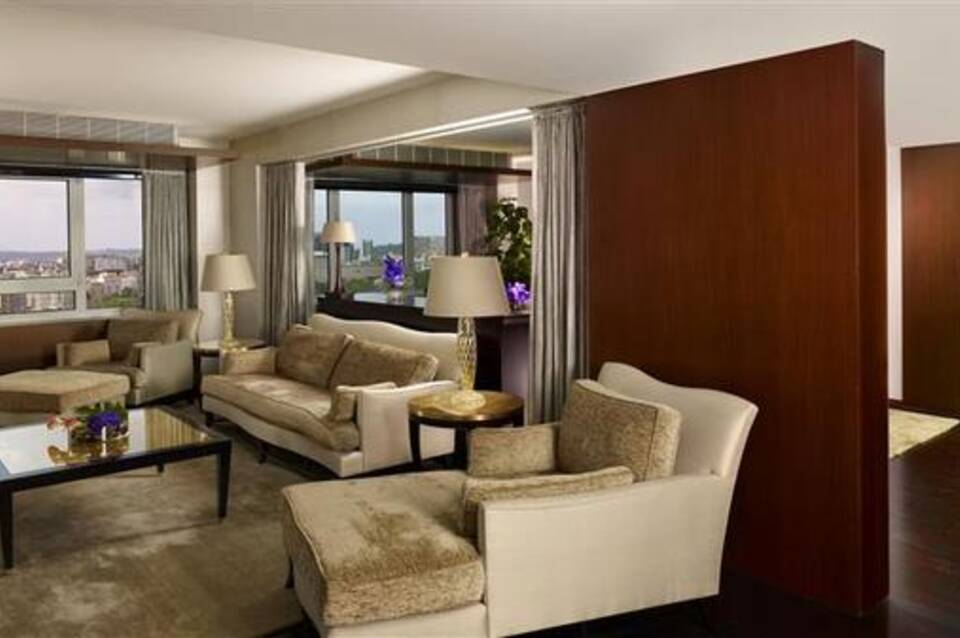 Sheraton Lisboa Hotel & Spa 3