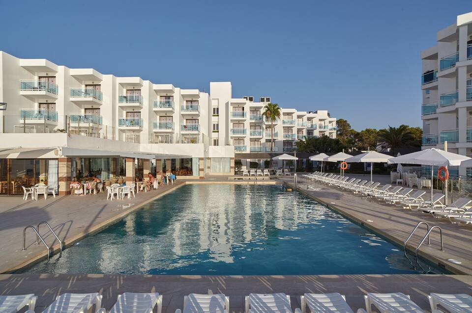 Aparthotel Nereida 2