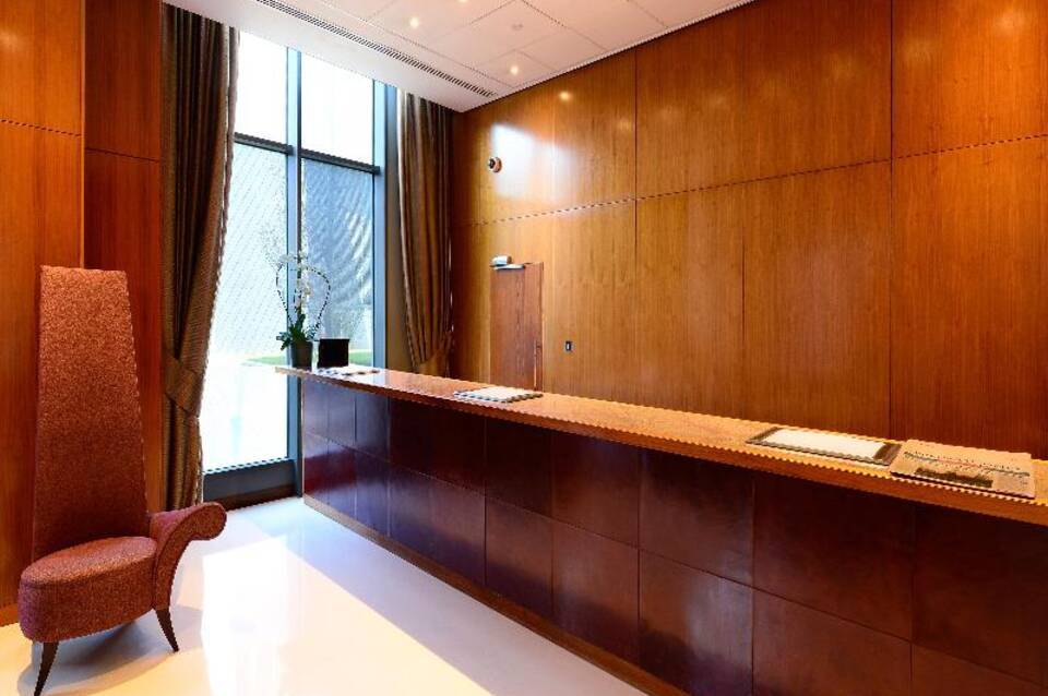Canary Riverside Plaza Vignette Collection  by IHG 4