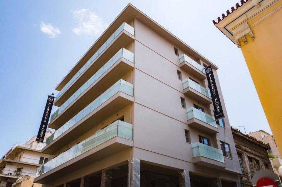 Piraeus Port Hotel 5
