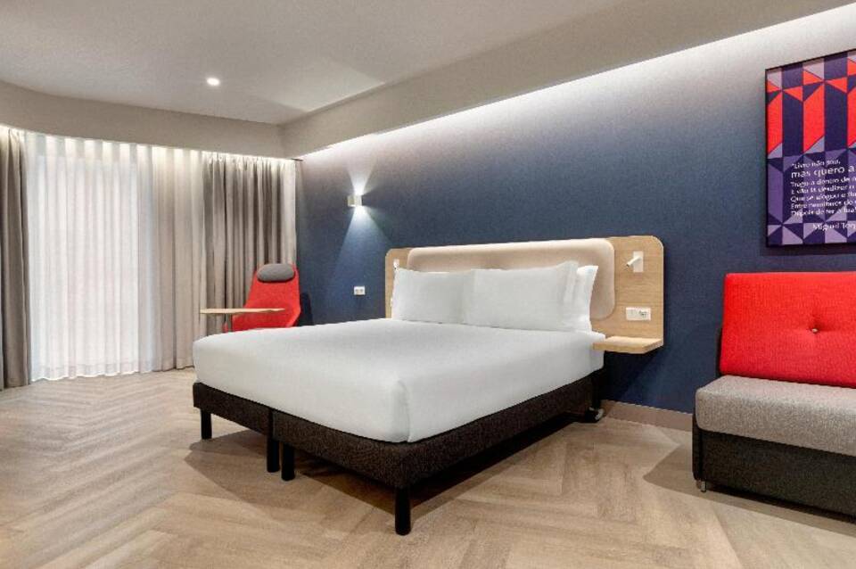 Holiday Inn Express Porto Boavista an IHG Hotel 1