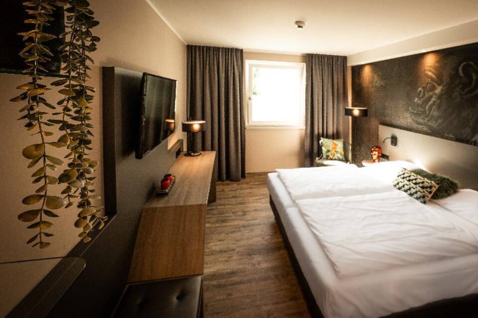LOGINN Hotel Stuttgart Zuffenhausen 4