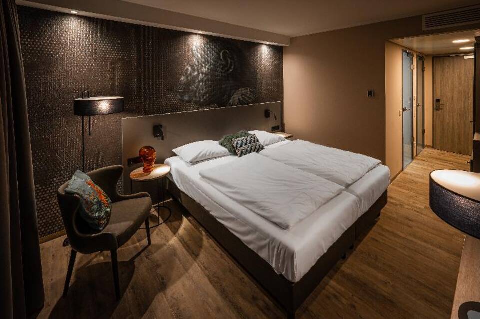LOGINN Hotel Stuttgart Zuffenhausen 5