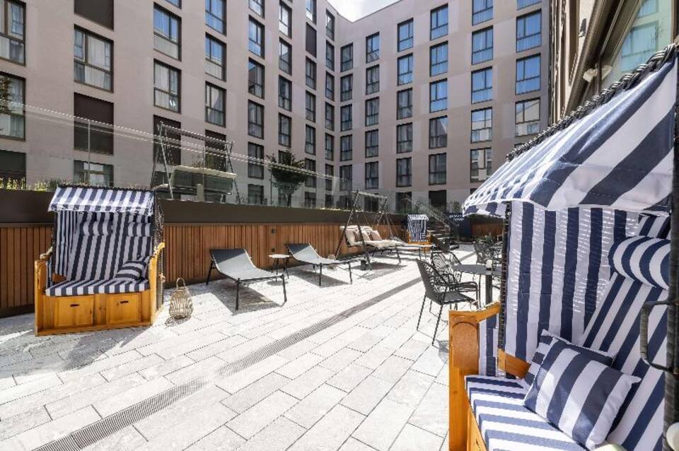 Radisson Hotel & Suites Zurich 3